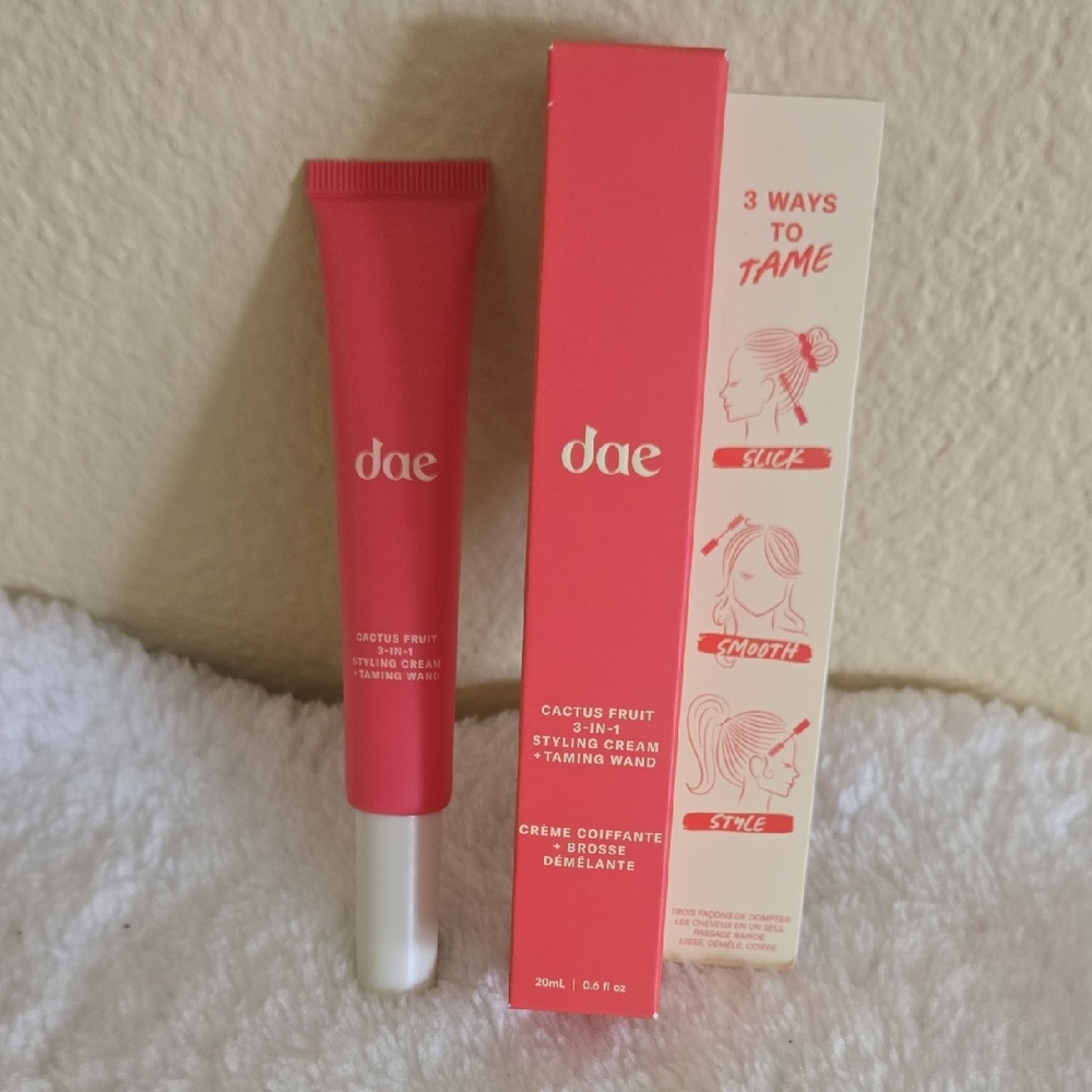 Dae - Cactus Fruit 3 In 1 Styling Cream Plus Taming Wand